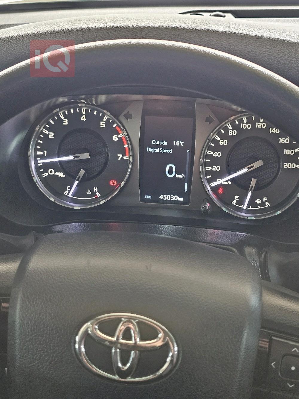 تويوتا هايلوكس